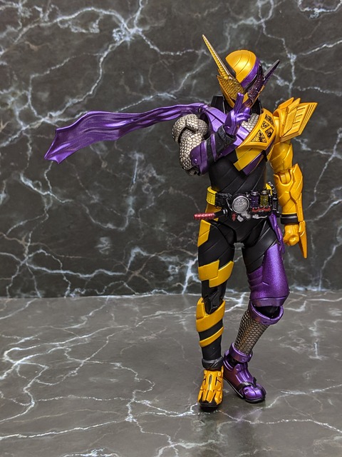 KAMEN RIDER BUILD NINNINCOMIC FORM 18