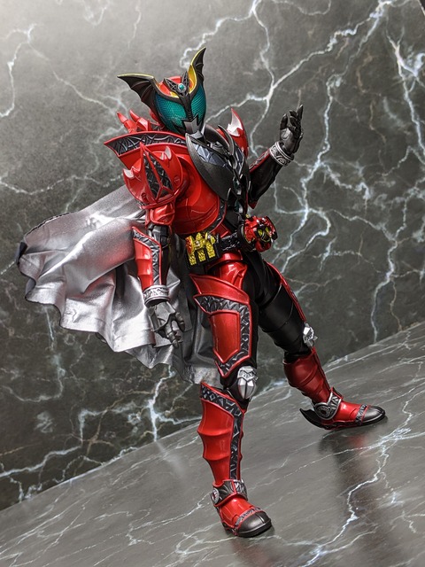 MASKED RIDER DARK KIVA 23