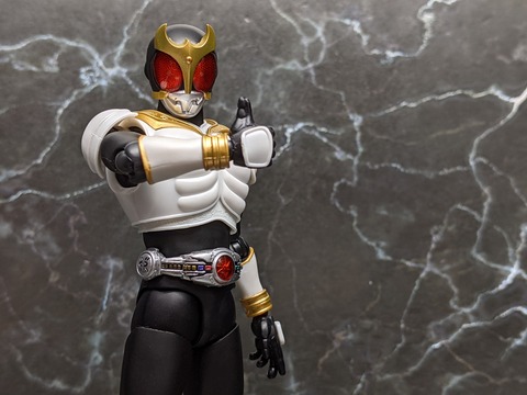 MASKED RIDER KUUGA GROWING FORM 00