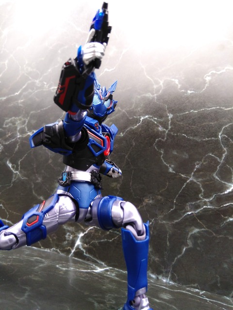 KAMEN RIDER VULCAN ASSAULT WOLF 24