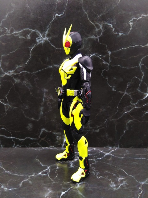 KAMEN RIDER ZERO-ONE RISING HOPPER 08