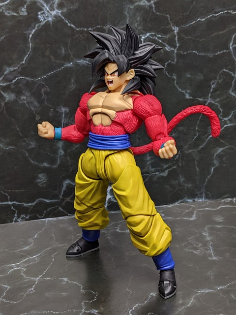 SUPER SAIYAN 4 SON GOKU 20