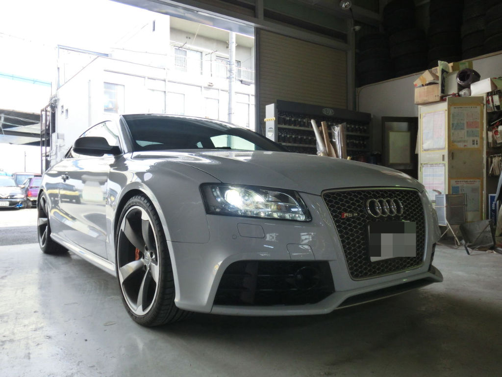 アウディ ｒｓ５ カスタムペイント ｂｅｅｆ ｉｔ ｃａｒｓの気合ブログ
