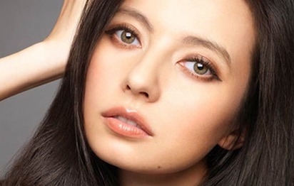 becky-line-twitter_1