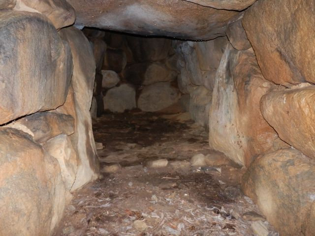 鳥見 とみ 山から忍阪 おっさか 街道へ 当尾 とうの からの風の便り