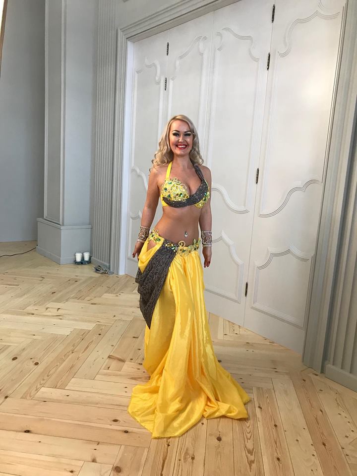 Polinaオリエンタルドレスファッションショー 札幌 札幌のベリーダンス教室 スタジオジャスミン