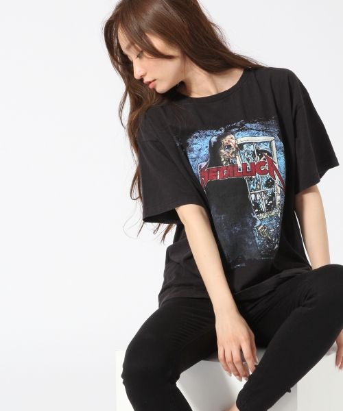 レディースファッションブランド ジーナシス Jeanasis でメタリカｔシャツ発売 女性有名人のメタリカtシャツ着用例 メタリカ情報局