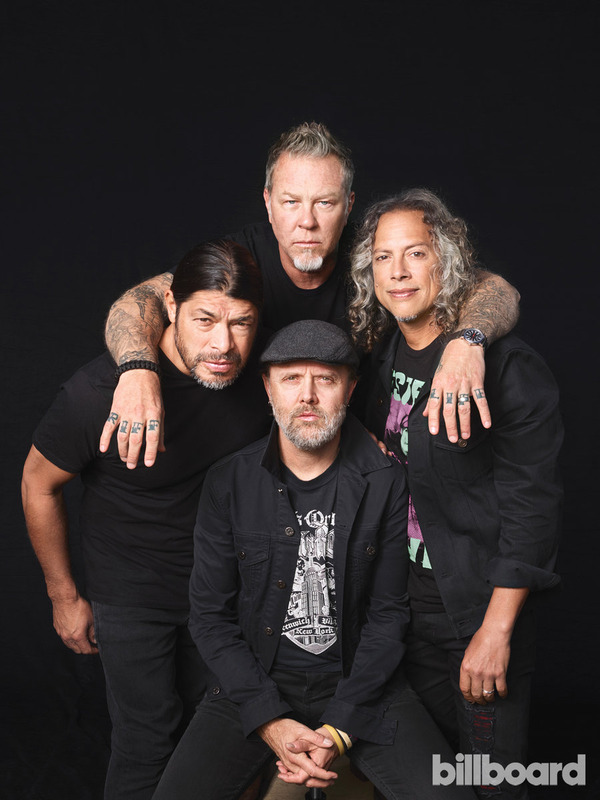 BB29-FEA-Metallica-s4d-2016-billboard-1240