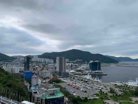 3CF2D41B-6A8E-46E1-8C9D-F6E2AEFB195C