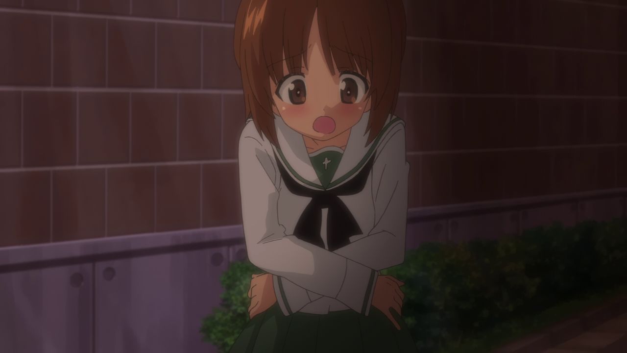 ｶﾞｰﾙｽﾞ ﾊﾟﾝﾂｧｰ 西住殿のスリーサイズを的確に把握して水着を用意する秋山殿マジ忠犬ｗｗｗｗｗｗｗｗ 弁慶の笑いどころ