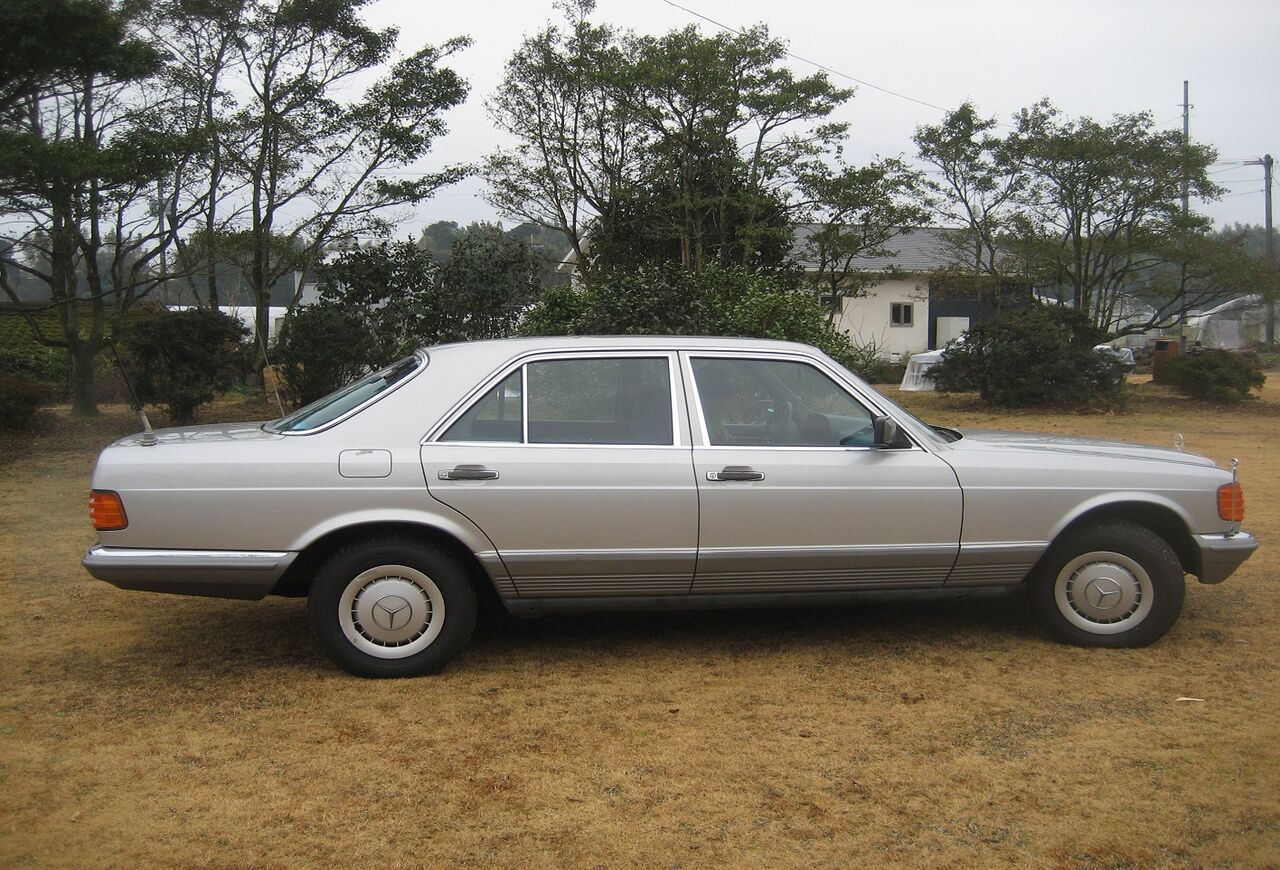 ベンツ126－280SE点検済みラジエター たたき込む