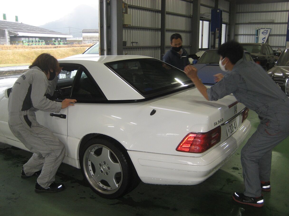 ベンツR129SLハードトップ メルセデス・ベンツ 500SL（R129） ハードトップ天井