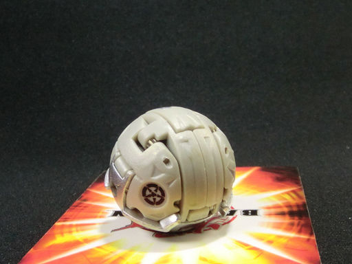 外爆丸」の巻（海外版『爆丸』「WOLFURIO」「TAYLEAN」） : べにーの雑想魂