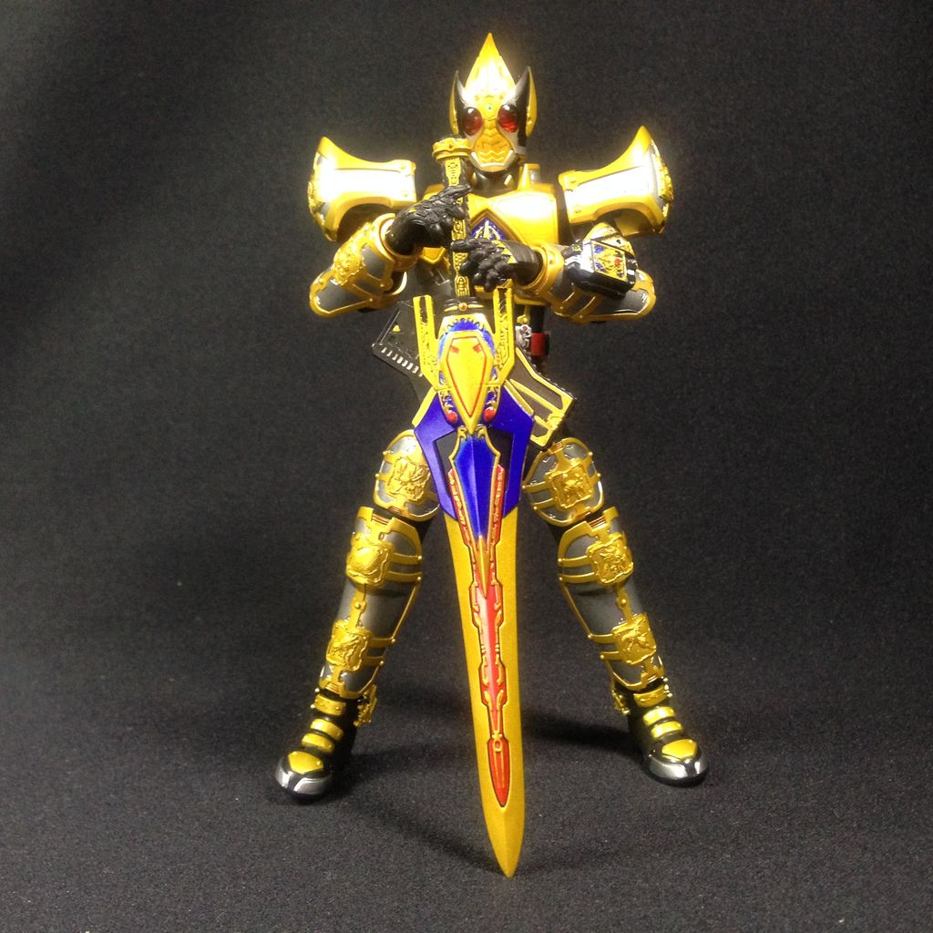 剣王 の巻 Shフィギュアーツ 仮面ライダー剣キングフォーム べにーの雑想魂