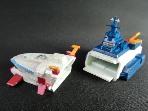 戦鮫」の巻（『スーパー戦隊レンジャーメカニクス』「バトルシャーク