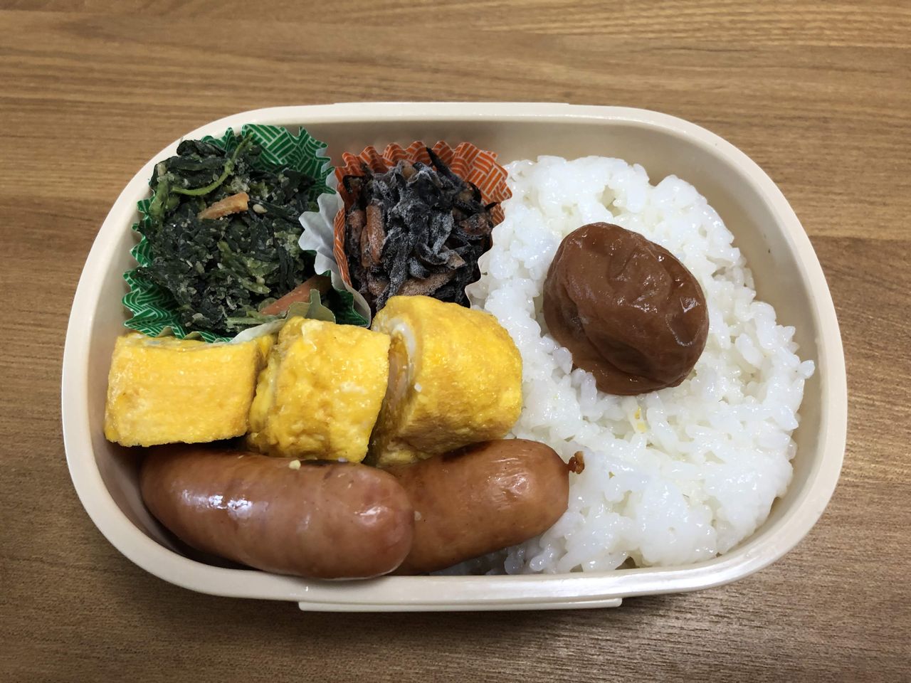 アラフィフ男の初めてのお弁当作り 人生初の弁当作り アラフィフ男の初めてのお弁当作り 人生初の弁当作り
