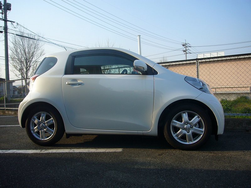 トヨタiQをインチアップ : ベルクのページ