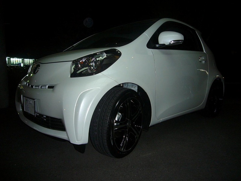 トヨタiQをインチアップ : ベルクのページ