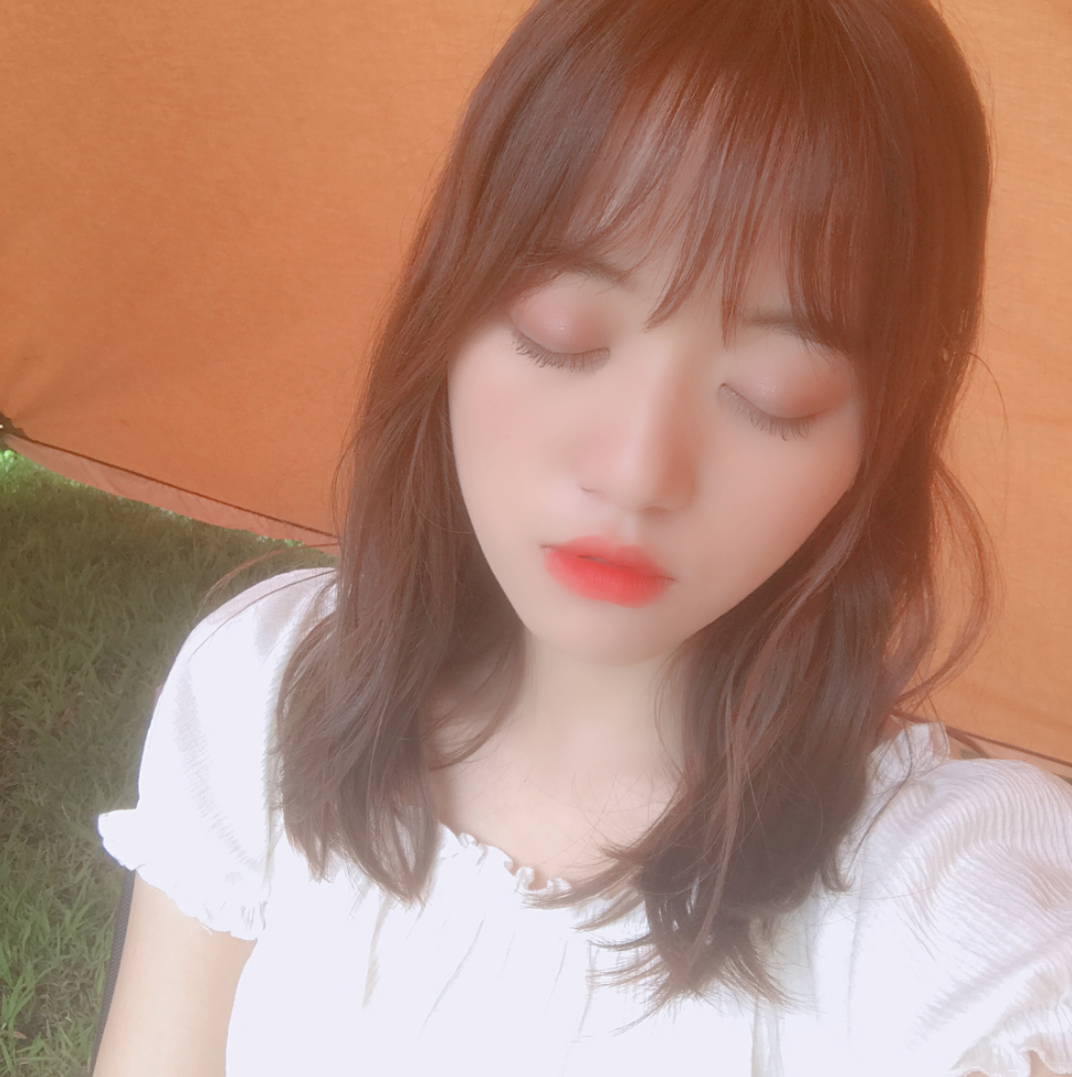 万丽娜 灼熱の太陽が照りつける下で 娜娜ちゃんブログ 万丽娜 灼熱の太陽が照りつける下で 娜娜ちゃんブログ
