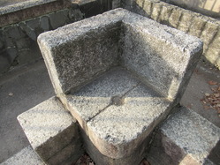 21六條院児童公園噴水