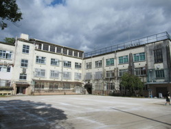 31新道小学校校庭