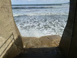 24由良海岸高射砲陣地予定地中央階段下