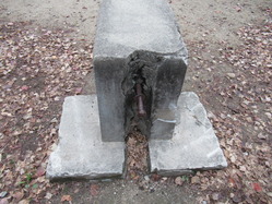 12西ノ京児童公園国旗掲揚台