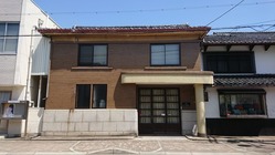 32エンドー鞄 元町
