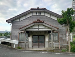 4������̱�ۡ�ʼ�˸����ƻԹ��ľ�Į����