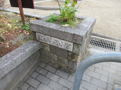 3富小路殿児童公園西門