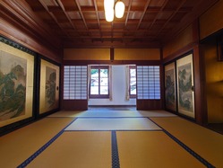 28.宝山寺獅子閣