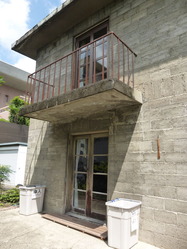 13本野邸裏口