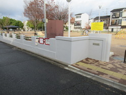 3高原児童公園南側東門