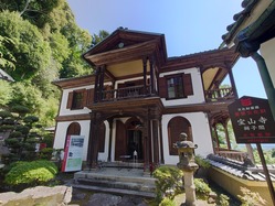 16.宝山寺獅子閣 門前町 明治15年