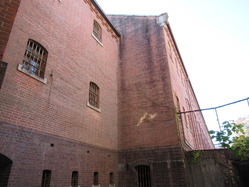 奈良監獄中庭
