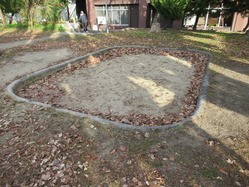 23六條院児童公園砂場