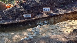 8.富雄丸山古墳墳丘裾部