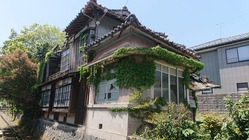 17洋館付き住宅の廃墟