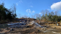 7.富雄丸山古墳遠景