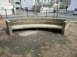 101紫野宮西公園ベンチ