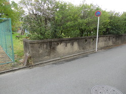 155南岩本公園北塀