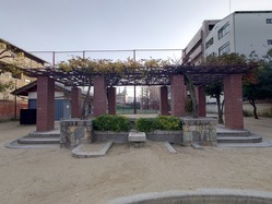 5富小路殿児童公園バーゴラ