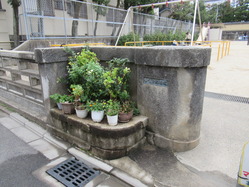 40鹿垣児童公園南門