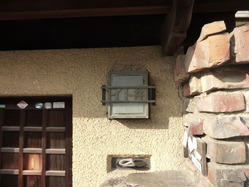 糸井邸の表札 昭和初期あめりか屋