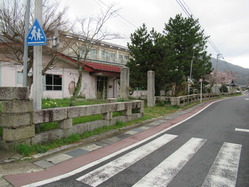 由良小学校