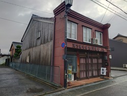 19������α