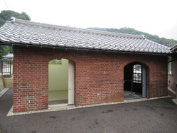 25敦賀港駅ランプ小屋