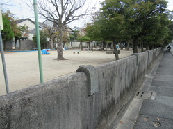 108紫野柳公園南塀