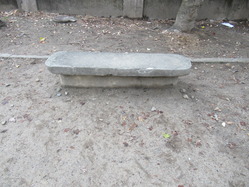 10西ノ京児童公園ベンチ