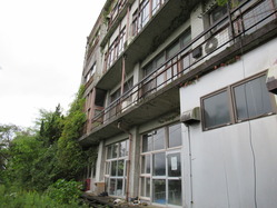 14亀岡商工会館